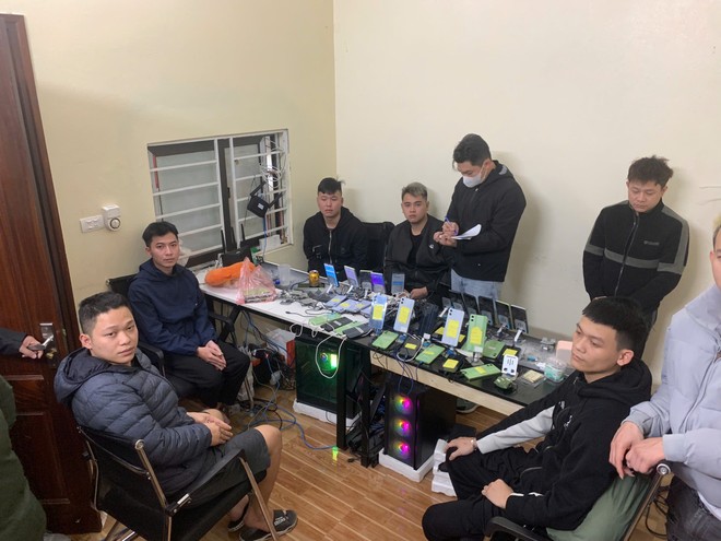 Mỗi nhân viên được trả mức lương bình quân 15 triệu đồng