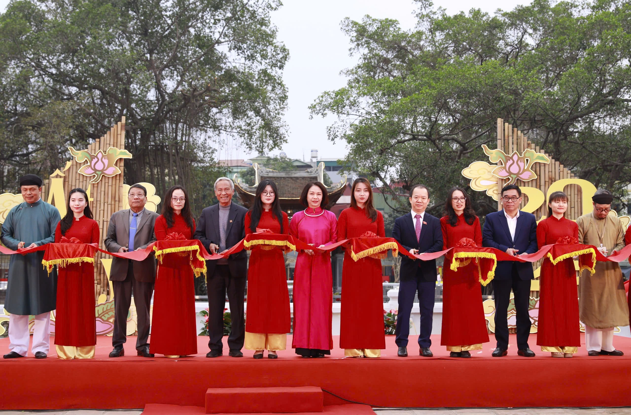 Khai mạc Hội chữ Xuân 2025 tại Văn Miếu - Quốc Tử Giám