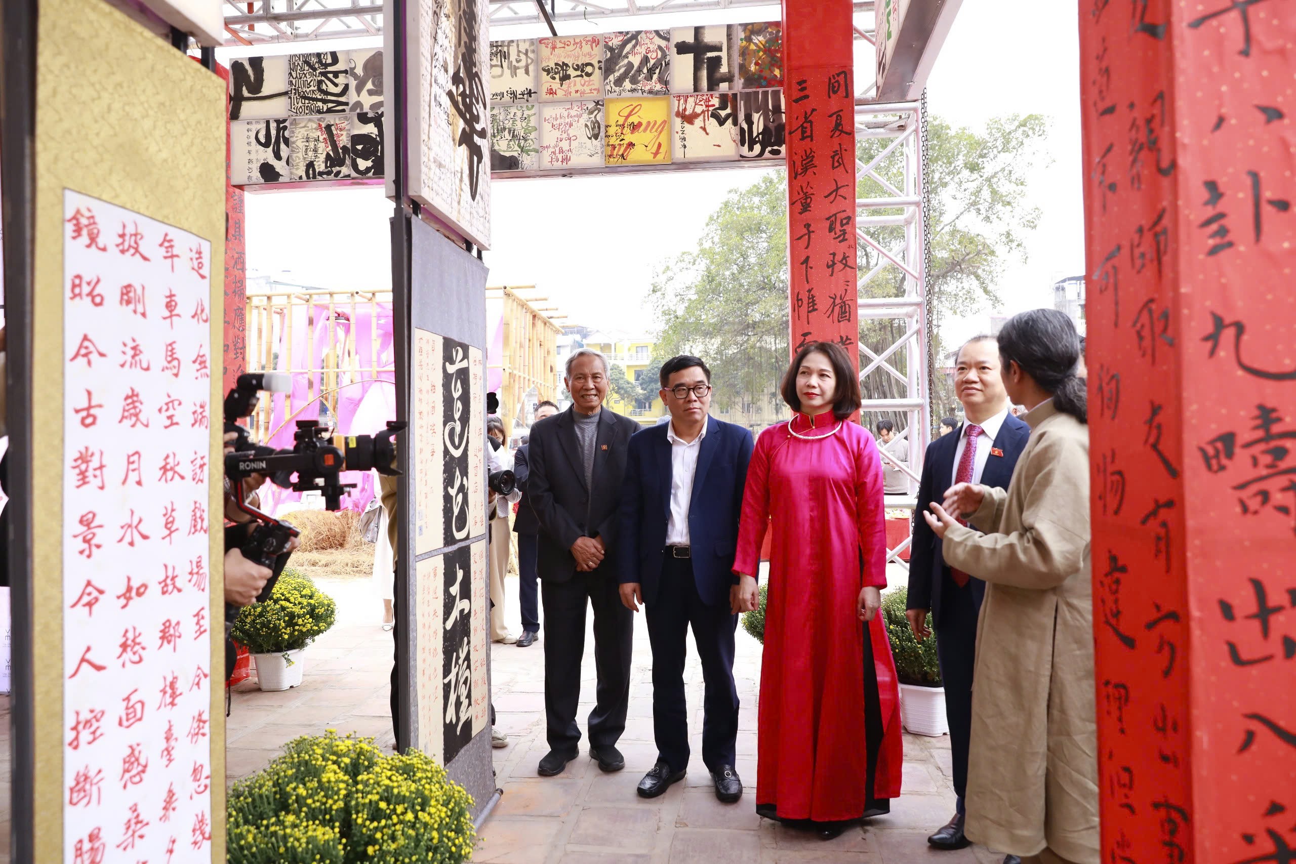 Khai mạc Hội chữ Xuân 2025 tại Văn Miếu - Quốc Tử Giám