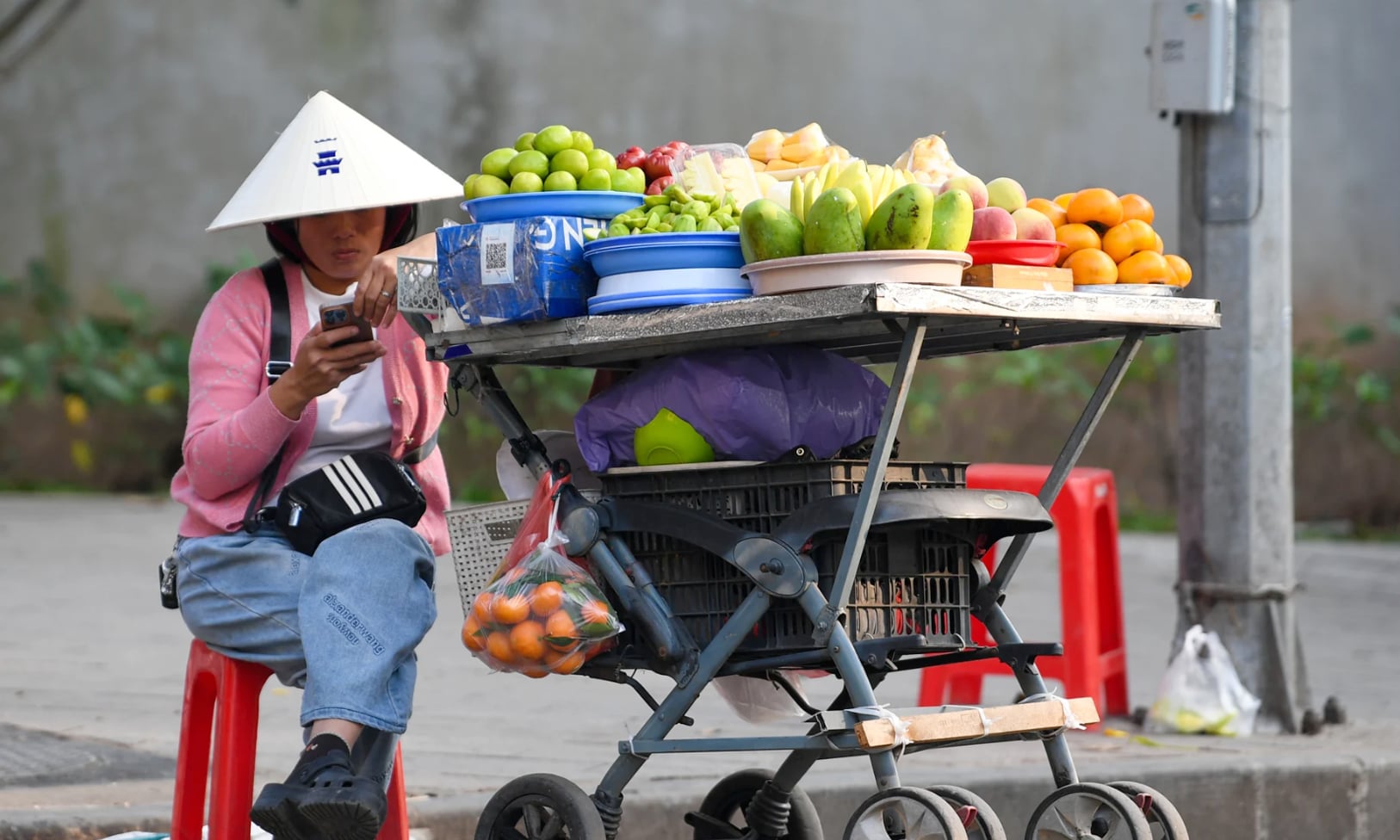 Thuế hộ kinh doanh năm 2026: Gánh nặng hay áp lực để lớn lên? Thuế hộ kinh doanh năm 2026: Gánh nặng hay áp lực để lớn lên?