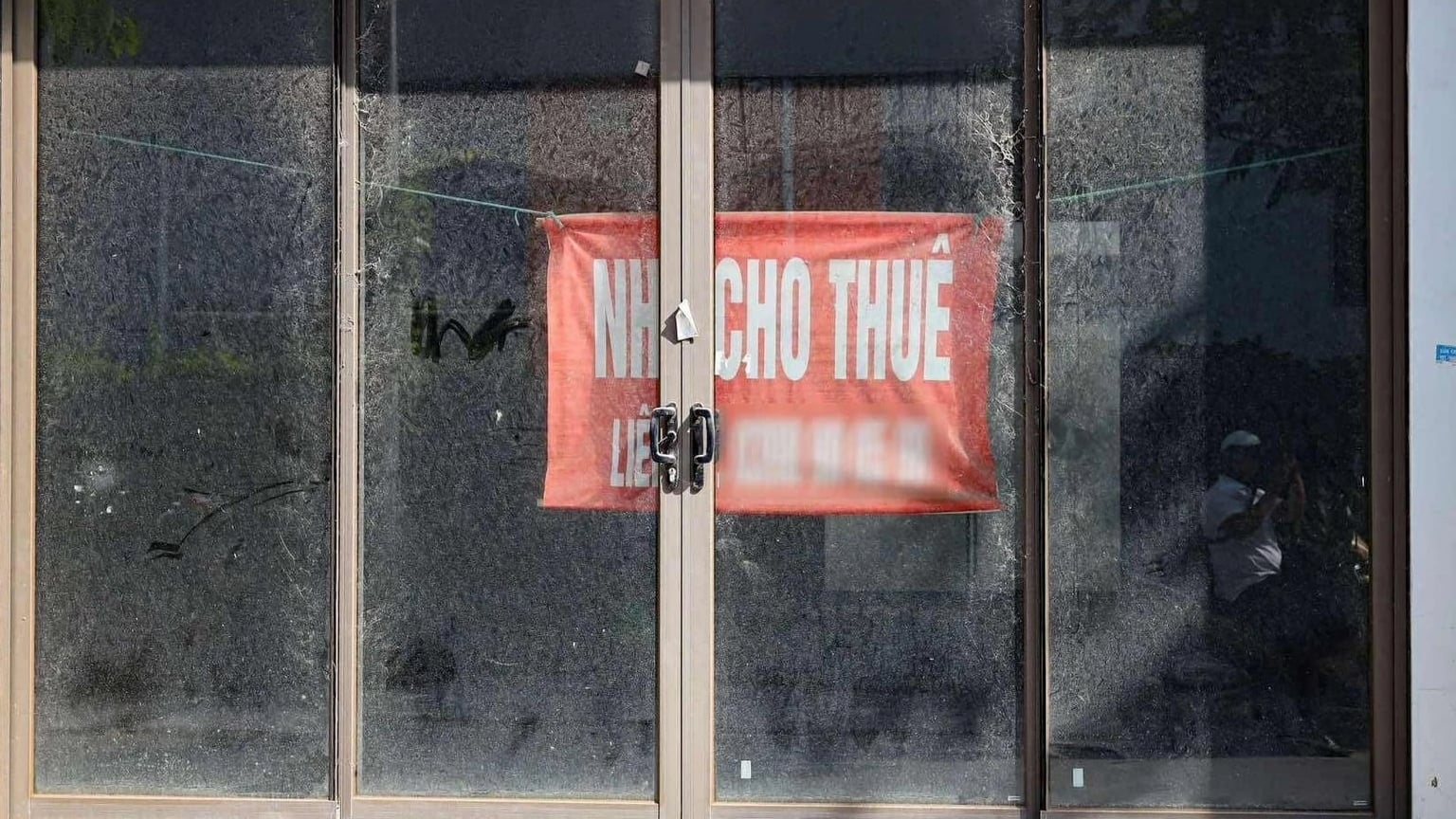 Giữa mùa cao điểm, nhà mặt phố Hà Nội vẫn ế khách thuê