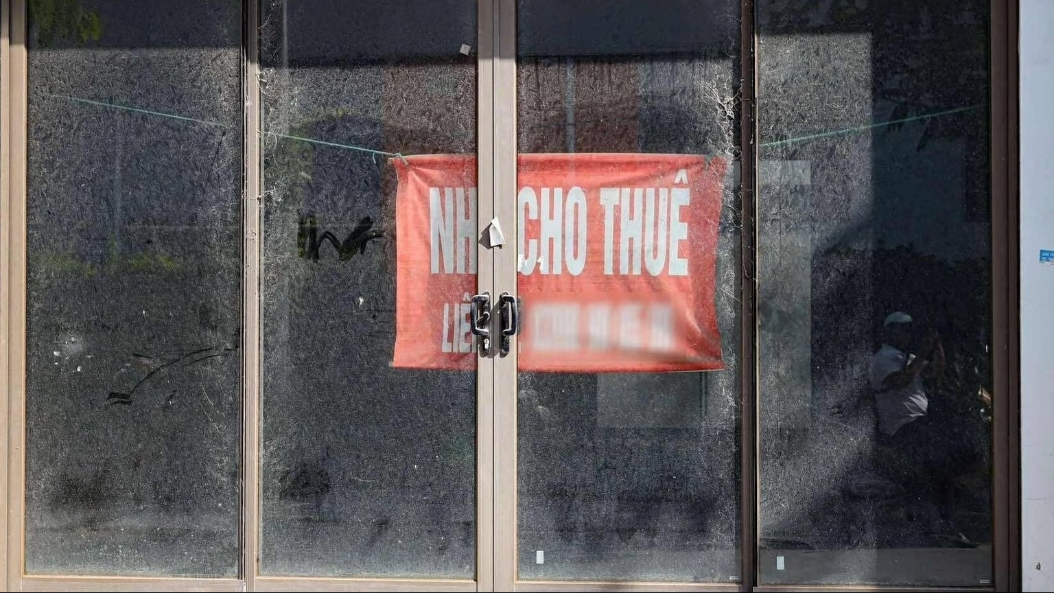 Giữa mùa cao điểm, nhà mặt phố Hà Nội vẫn ế khách thuê