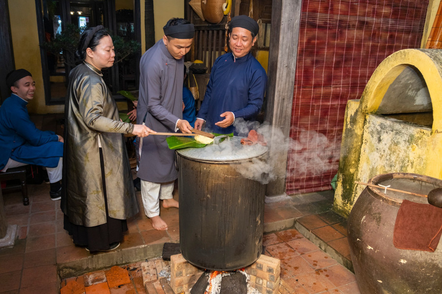 Trải nghiệm Tết xưa giữa không gian phố cổ Hà Nội