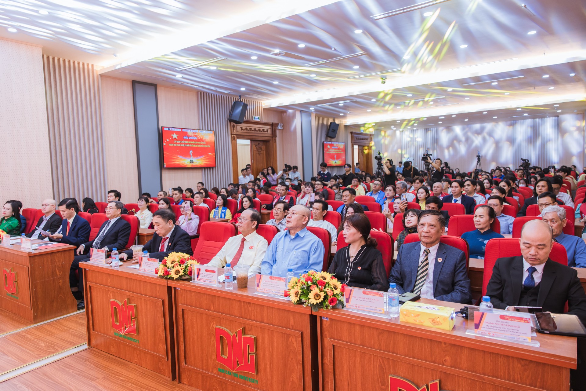 Gala Chào xuân 2026 - “Tinh hoa Thương hiệu Việt” lần thứ II: Diễn đàn kết nối tri thức và tôn vinh thương hiệu Việt