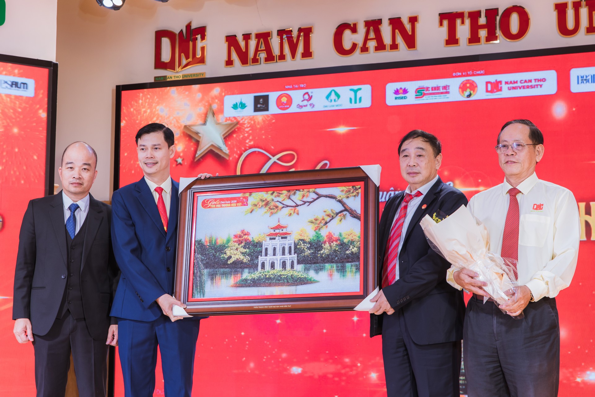 Gala Chào xuân 2026   “Tinh hoa Thương hiệu Việt” lần thứ II: Diễn đàn kết nối tri thức và tôn vinh thương hiệu Việt