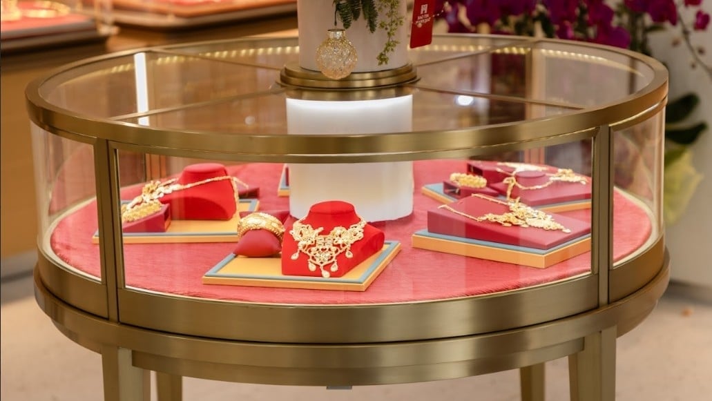 Giá vàng hôm nay 27/1: Có lúc tăng lên 178 triệu/lượng