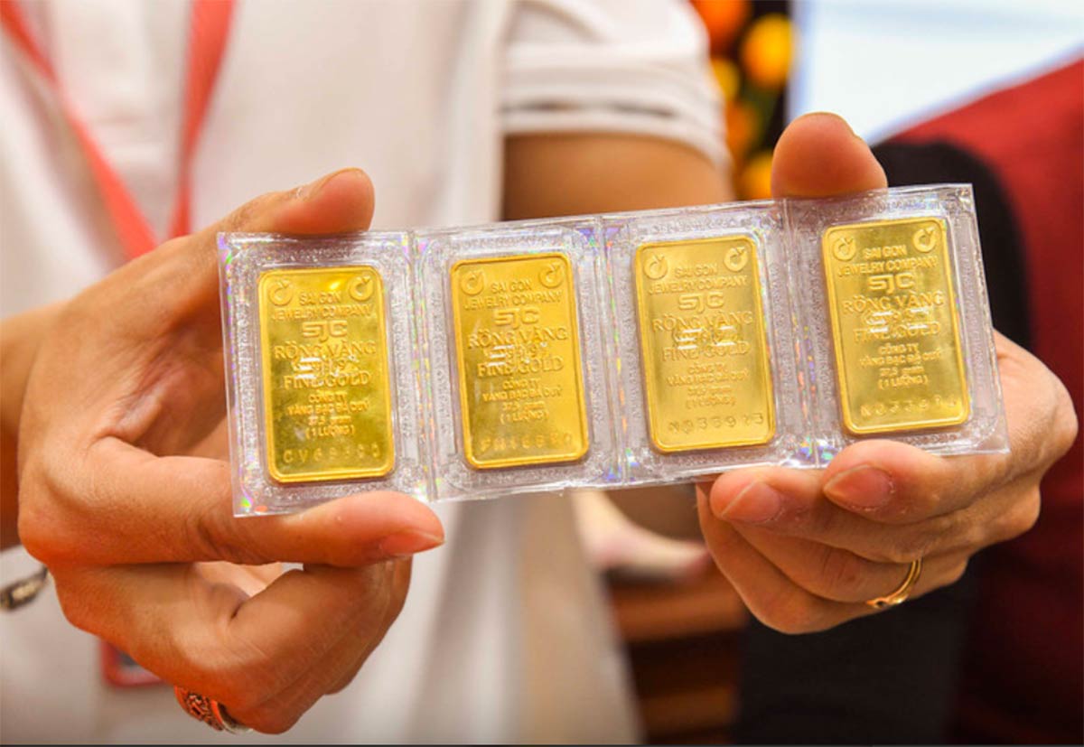 Giá vàng SJC neo cao kỷ lục, chuyên gia không loại trừ kịch bản 200 triệu đồng/lượng Giá vàng SJC neo cao kỷ lục, chuyên gia không loại trừ kịch bản 200 triệu đồng/lượng