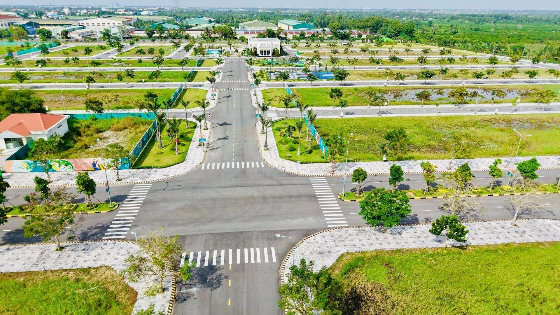 Phân lô bán nền vướng luật mới: Cần lộ trình phù hợp cho thị trường Phân lô bán nền vướng luật mới: Cần lộ trình phù hợp cho thị trường