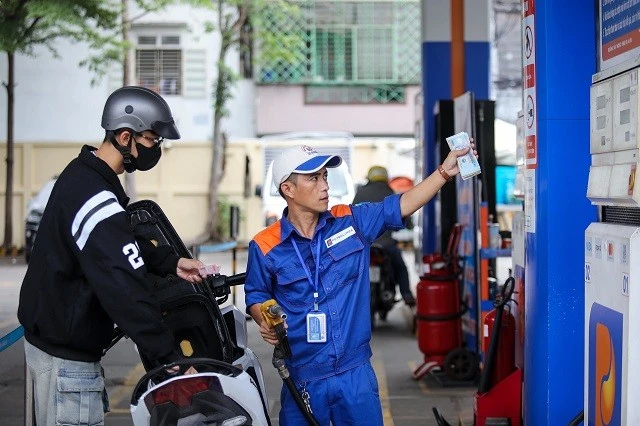 Giá các loại dầu tăng mạnh tại kỳ điều hành ngày 29/1, dầu mazut tăng 761 đồng/kg Giá các loại dầu tăng mạnh tại kỳ điều hành ngày 29/1, dầu mazut tăng 761 đồng/kg