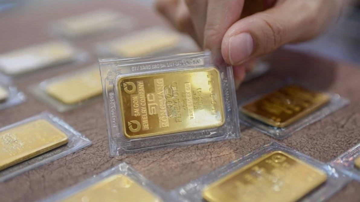 Vàng hướng lên 200 triệu/lượng: Xếp hàng mua bán và nỗi lo bị tịch thu từ 9/2