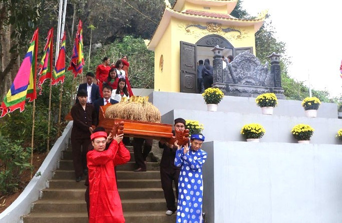 ‘Lễ hội Tết Doi’ của người Mường được công nhận Di sản quốc gia ‘Lễ hội Tết Doi’ của người Mường được công nhận Di sản quốc gia