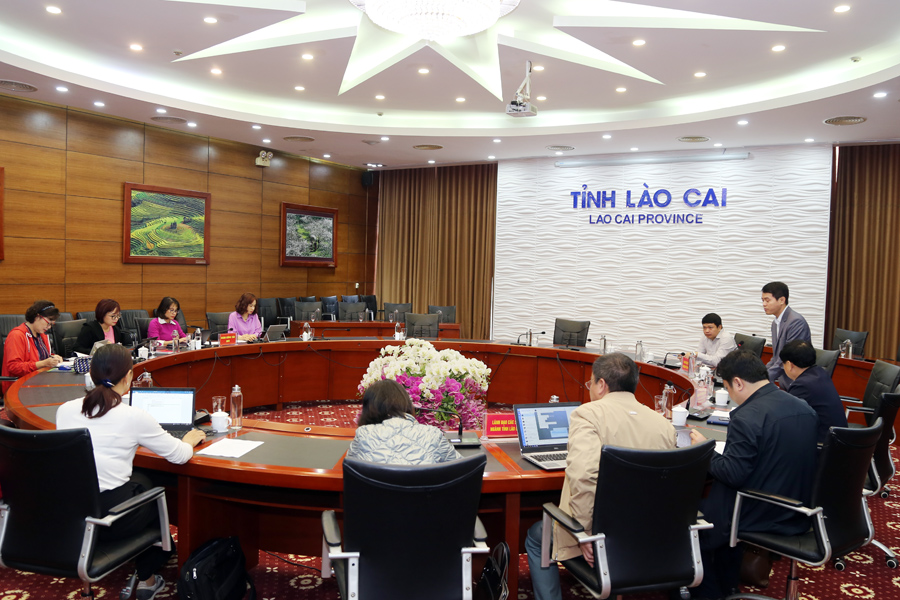 Phó Chủ tịch UBND tỉnh Nguyễn Trọng Hài làm việc với Đoàn công tác ADB Phó Chủ tịch UBND tỉnh Nguyễn Trọng Hài làm việc với Đoàn công tác ADB