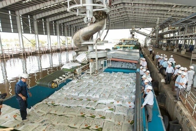 Bộ Tài chính bác đề xuất giảm thuế xuất khẩu với mặt hàng phân bón xuống 0% Bộ Tài chính bác đề xuất giảm thuế xuất khẩu với mặt hàng phân bón xuống 0%