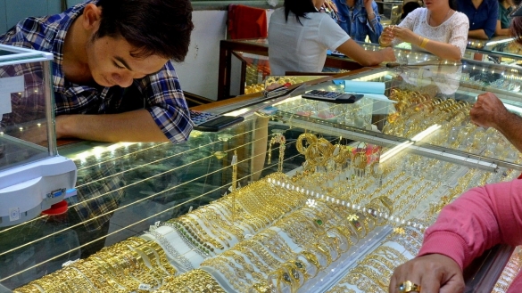 Những yếu tố then chốt tác động đến giá vàng trong nước năm 2025