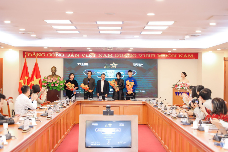 Ban nhạc Bức Tường: Viết tiếp câu chuyện 30 năm cùng rock Ban nhạc Bức Tường: Viết tiếp câu chuyện 30 năm cùng rock