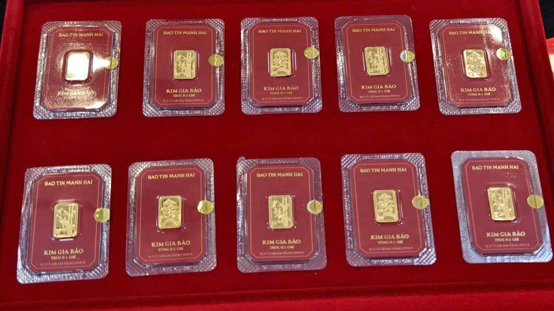 Giá vàng hôm nay 4/3: Vàng miếng SJC ‘bốc hơi’ tới 5 triệu/lượng