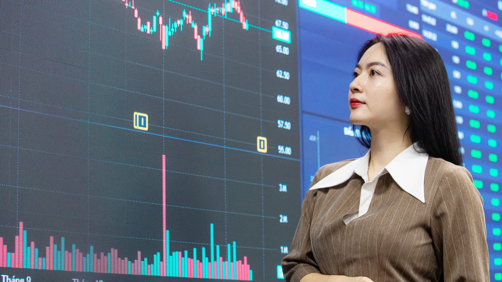 Vốn ngoại và vị thế mới của chứng khoán Việt Nam: Chờ cú xoay chiều lịch sử