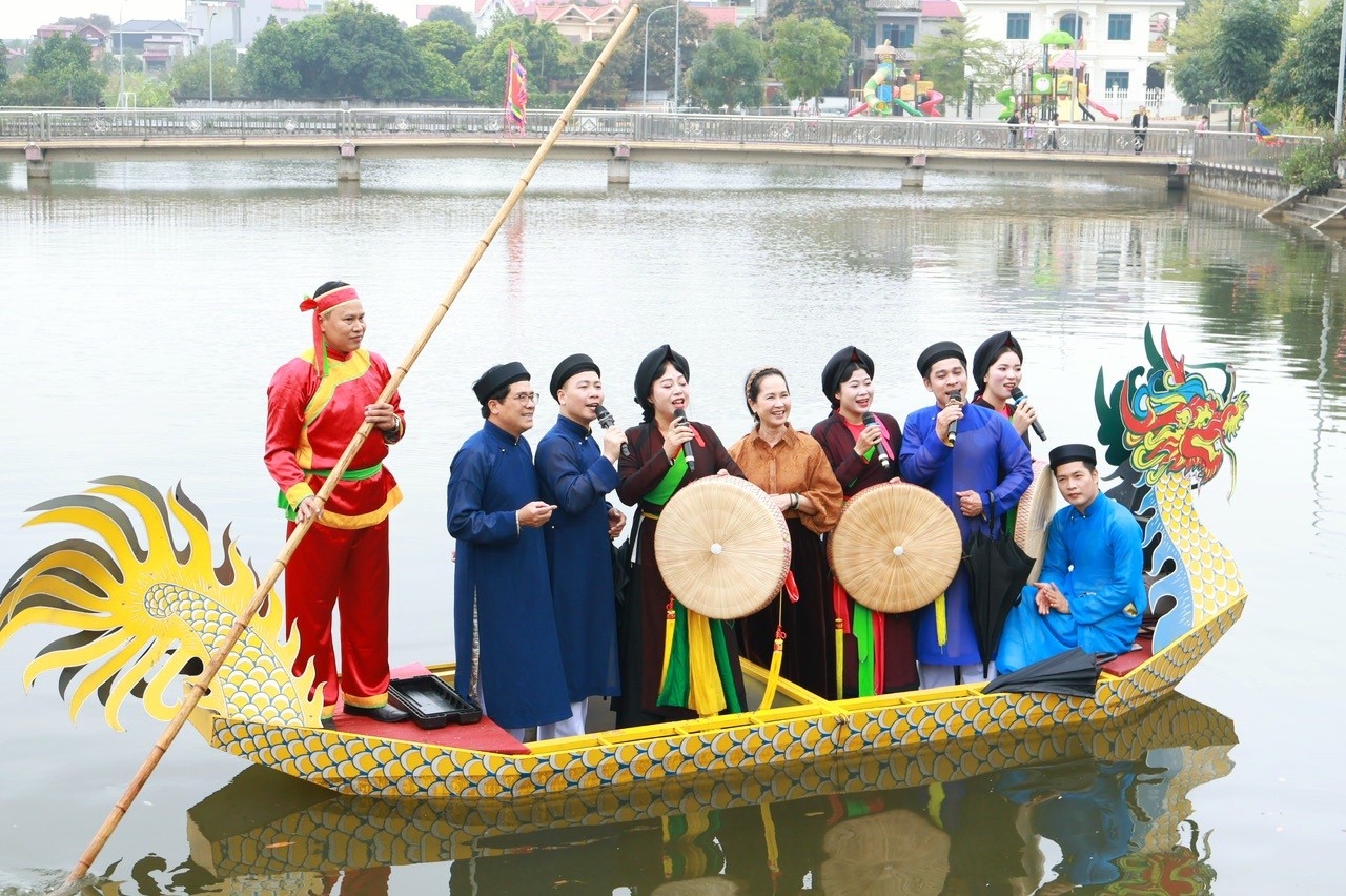 Rộn Ràng Tiếng Hát Quan Họ Giữa Lòng Kinh Bắc: Lễ Hội Chùa Kim Sơn – Làng Quả Cảm