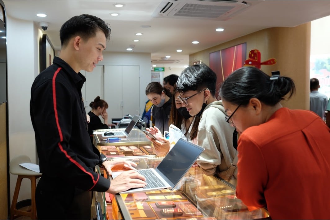 Giá vàng hôm nay 18/3: Vàng nhẫn tăng nhẹ, lấy lại mốc 183 triệu/lượng