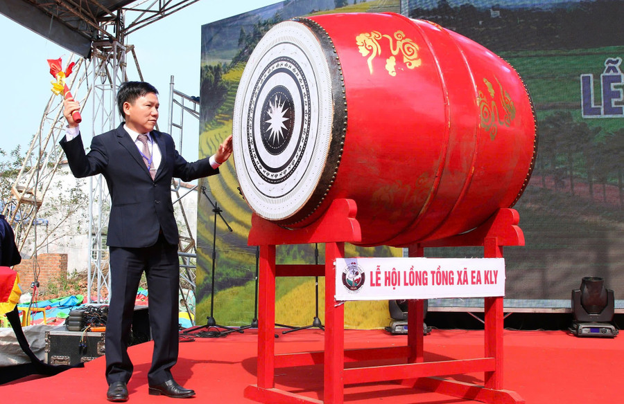 Lưu giữ sắc màu văn hóa Tày, Nùng từ lễ hội Lồng Tồng ở Tây Nguyên