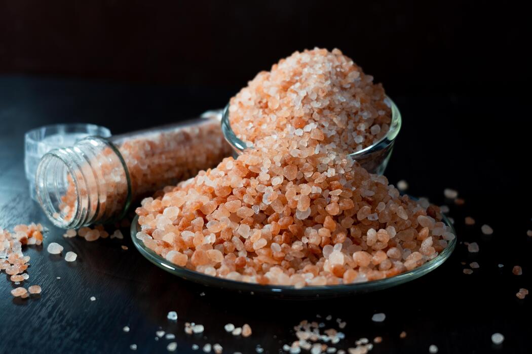 Muối hồng Himalaya có tốt hơn muối thường không? Muối hồng Himalaya có tốt hơn muối thường không?