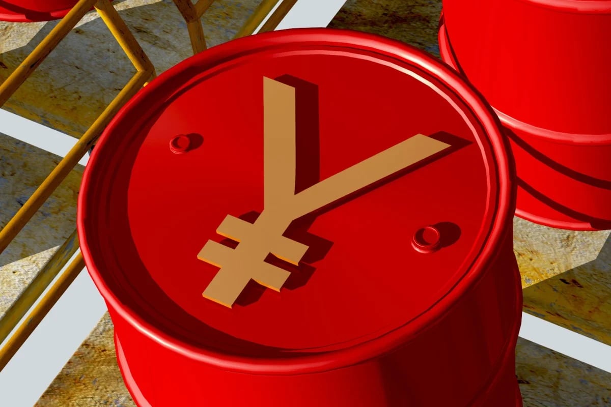 Nhân dân tệ đứng trước ‘thời cơ lịch sử’ nhờ cuộc chiến Iran