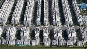 Doanh nghiệp địa ốc trước áp lực nguồn cung lớn