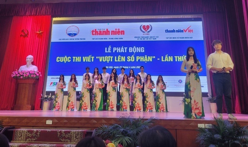 Tạp chí Thanh Niên tổ chức cuộc thi viết "Vượt lên số phận" lần thứ VI Tạp chí Thanh Niên tổ chức cuộc thi viết "Vượt lên số phận" lần thứ VI