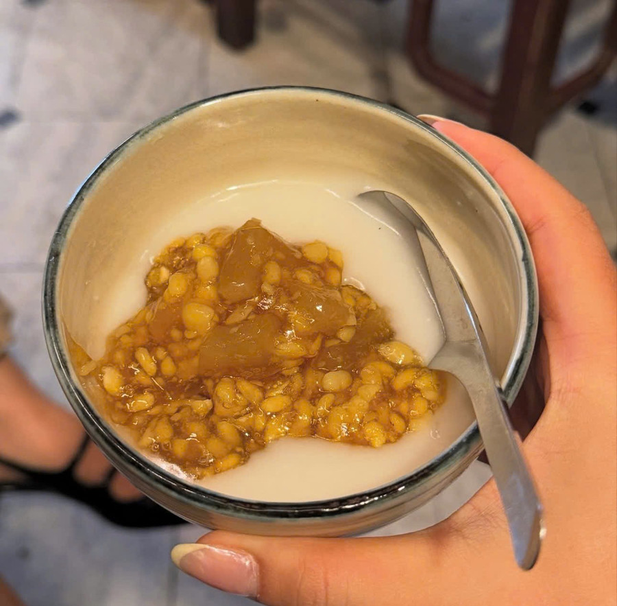 Ẩm thực đường phố: 'Hơi thở' một Hà Nội… rất riêng