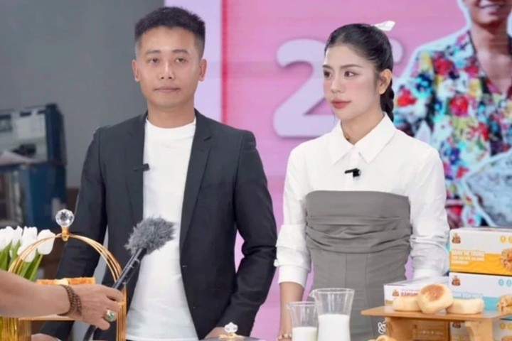 Quang Linh Vlog, Hằng Du Mục có dấu hiệu tội phạm Sản xuất hàng giả và Lừa dối khách hàng Quang Linh Vlog, Hằng Du Mục có dấu hiệu tội phạm Sản xuất hàng giả và lừa dối khách hàng