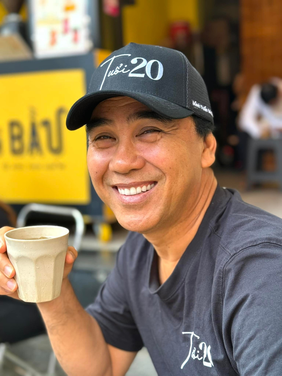 Bị 'tố' quảng cáo sữa giả, Quyền Linh 'vội' lên tiếng Bị 'tố' quảng cáo sữa giả, Quyền Linh 'vội' lên tiếng