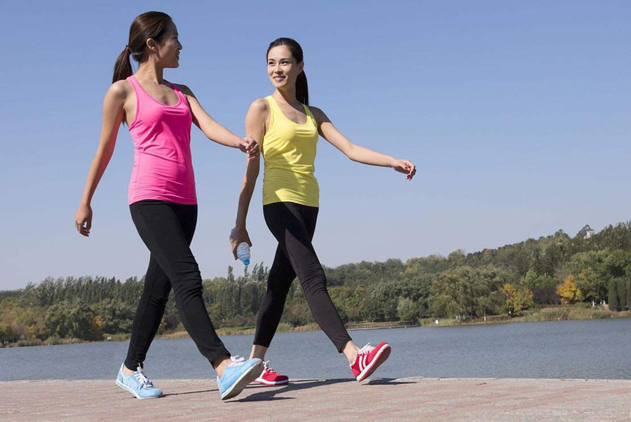 Bài tập đơn giản giúp bạn khỏe mạnh khi về già Bài tập đơn giản giúp bạn khỏe mạnh khi về già