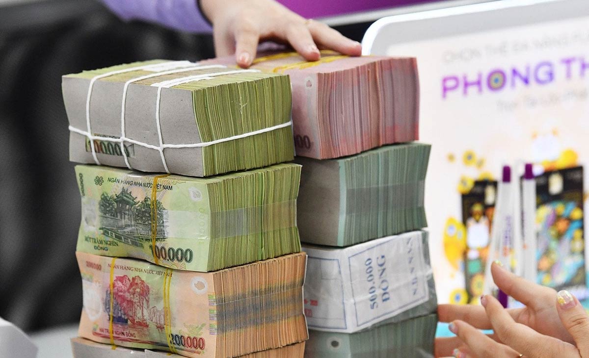 Lãi suất liên ngân hàng biến động mạnh, thanh khoản căng đến bao giờ? Lãi suất liên ngân hàng biến động mạnh, thanh khoản căng đến bao giờ?