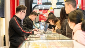 Giá vàng hôm nay 13/4: Vàng nhẫn vượt 172 triệu/lượng