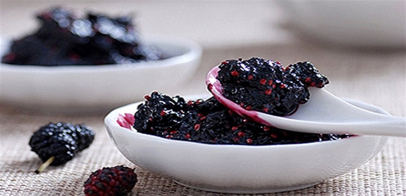 Cách dưỡng trắng da từ quả dâu tằm