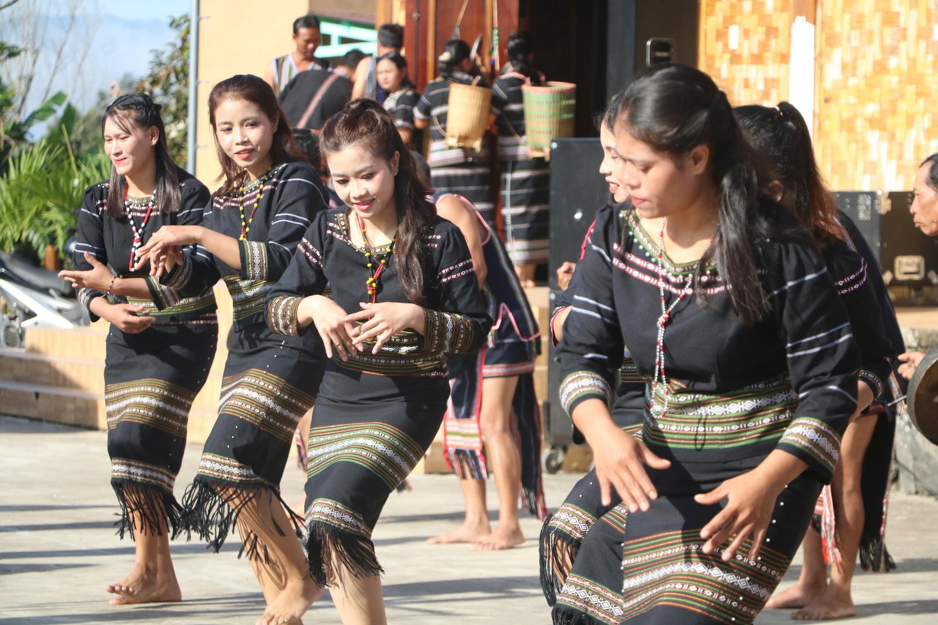 Bảo tồn văn hóa - động lực cho phát triển du lịch bền vững