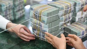 Tỷ lệ cho vay/huy động: Nới nhưng chưa nên "thả"