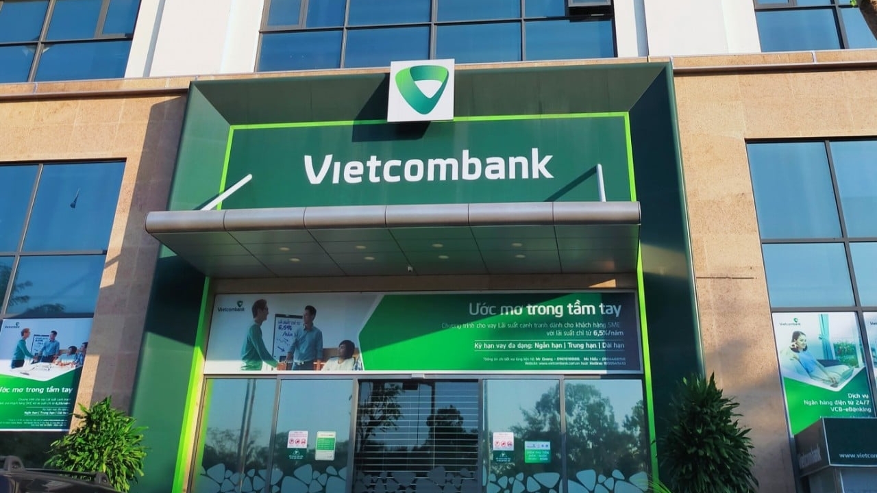 Loạt ngân hàng lên kế hoạch nâng vốn điều lệ cán mốc  100.000 tỷ đồng