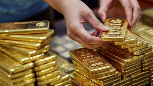 Giá vàng tăng phi mã, hoạt động kinh doanh vàng tại các ngân hàng ra sao?