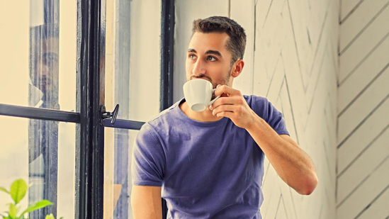 Uống cà phê khi đói: Lợi và hại cần cân nhắc Uống cà phê khi đói: Lợi và hại cần cân nhắc