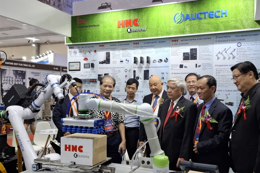 Tự động hoá trong tầm mắt: Những hình ảnh nổi bật tại Triển Lãm AT Expo 2025 Tự động hoá trong tầm mắt: Những hình ảnh nổi bật tại Triển Lãm AT Expo 2025