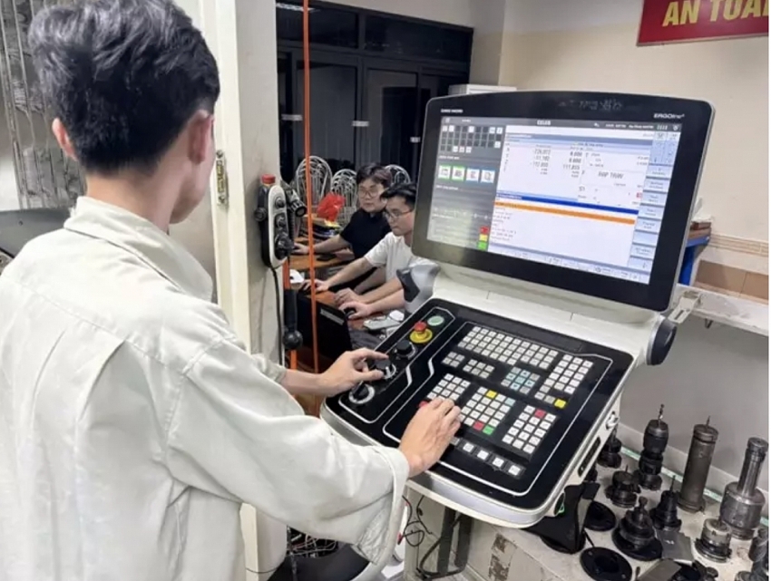 Từ phòng thí nghiệm đến nhà máy: Đưa công nghệ lõi 4.0 vào sản xuất cơ khí Việt Nam