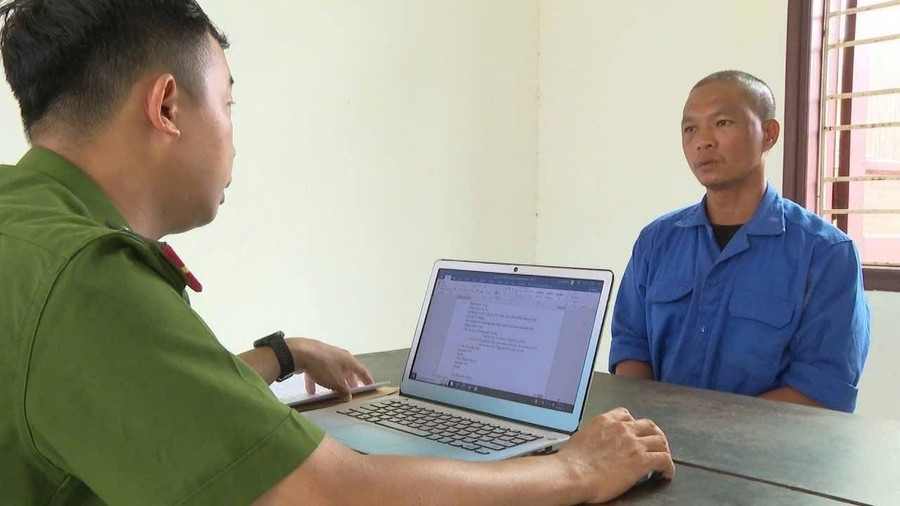 Báo cáo ban đầu vụ xâm hại Ngai vua triều Nguyễn Báo cáo ban đầu vụ xâm hại Ngai vua triều Nguyễn