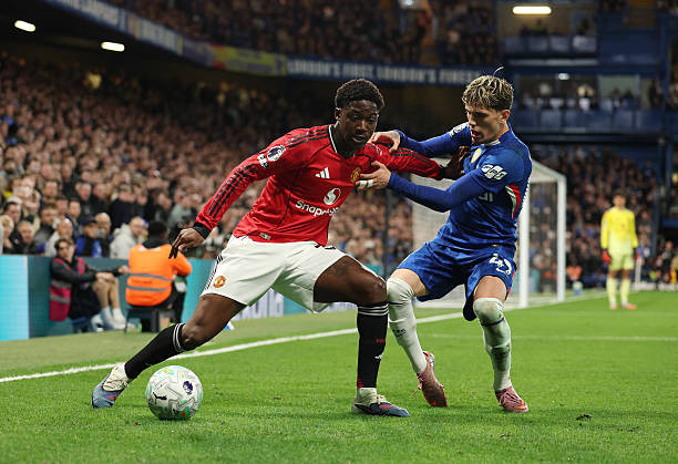Kobbie Mainoo gia hạn hợp đồng và lộ trình vươn tầm đẳng cấp thế giới tại Man Utd
