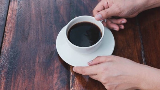 Thời điểm an toàn để uống cà phê buổi chiều không lo mất ngủ