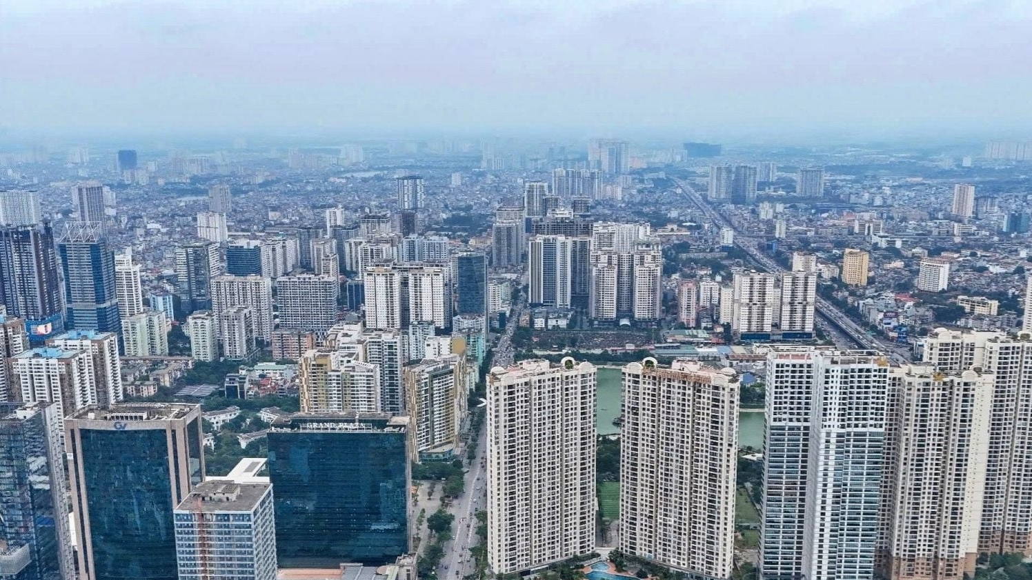 Giao dịch sụt giảm 60%, giá căn hộ Hà Nội vẫn tăng cao