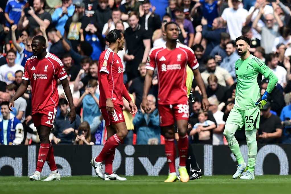 Arsenal dự kiến lên ngôi vương Ngoại hạng Anh 2025/26 theo siêu máy tính Opta