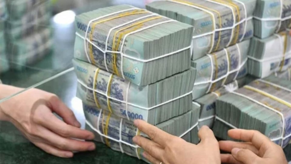 Tiền gửi của người dân vào ngân hàng tăng chậm lại