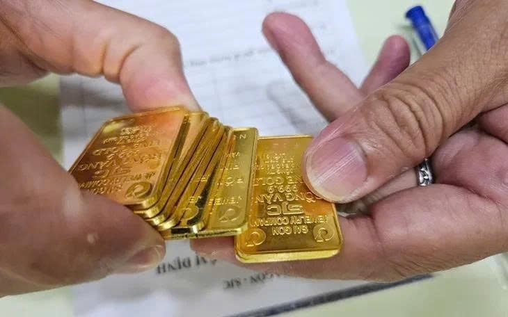 Giá vàng giảm gần 30 triệu, nhà đầu cơ hết "mơ" giá về đỉnh cũ?