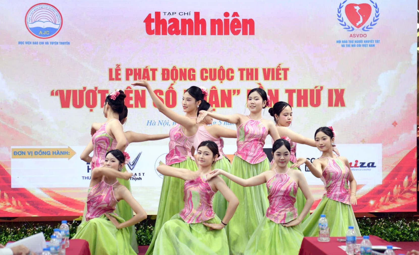 Phát động Cuộc thi viết “Vượt lên số phận” lần thứ IX Phát động Cuộc thi viết “Vượt lên số phận” lần thứ IX